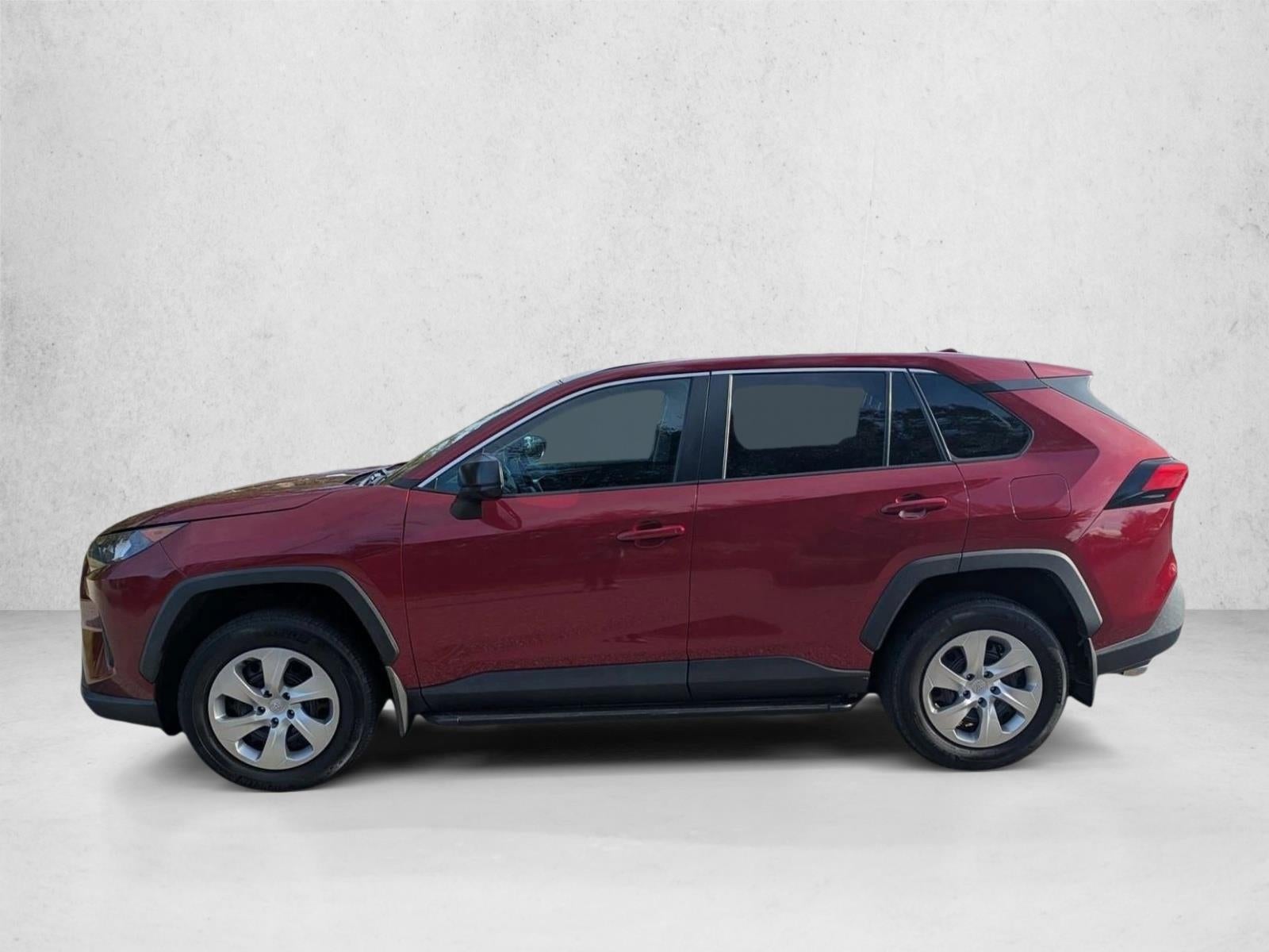 2022 Toyota RAV4 LE FWD (GS)