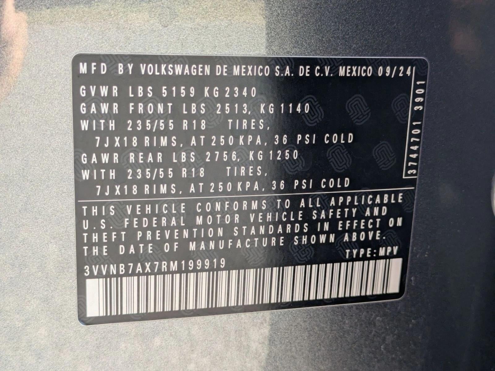 2024 Volkswagen Tiguan 2.0T SE FWD