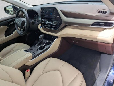 2022 Toyota Highlander Hybrid XLE FWD (Natl)