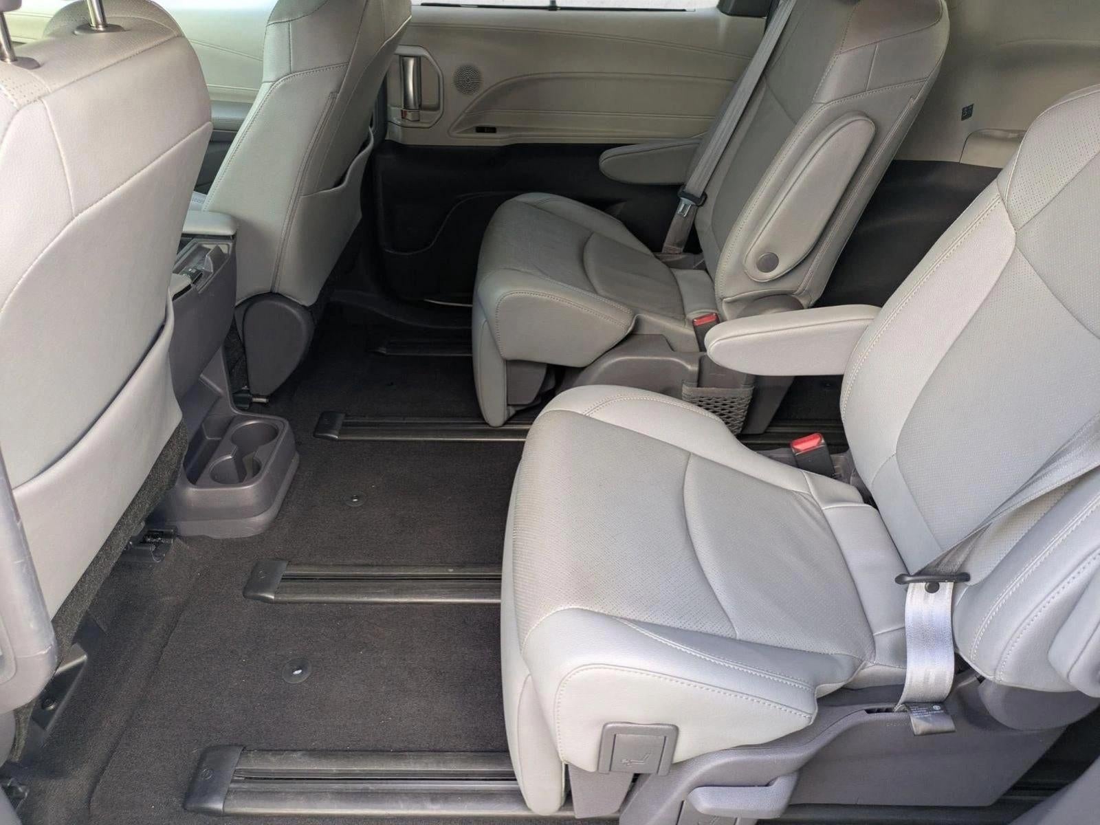 2021 Toyota Sienna Limited FWD 7-Passenger (GS)