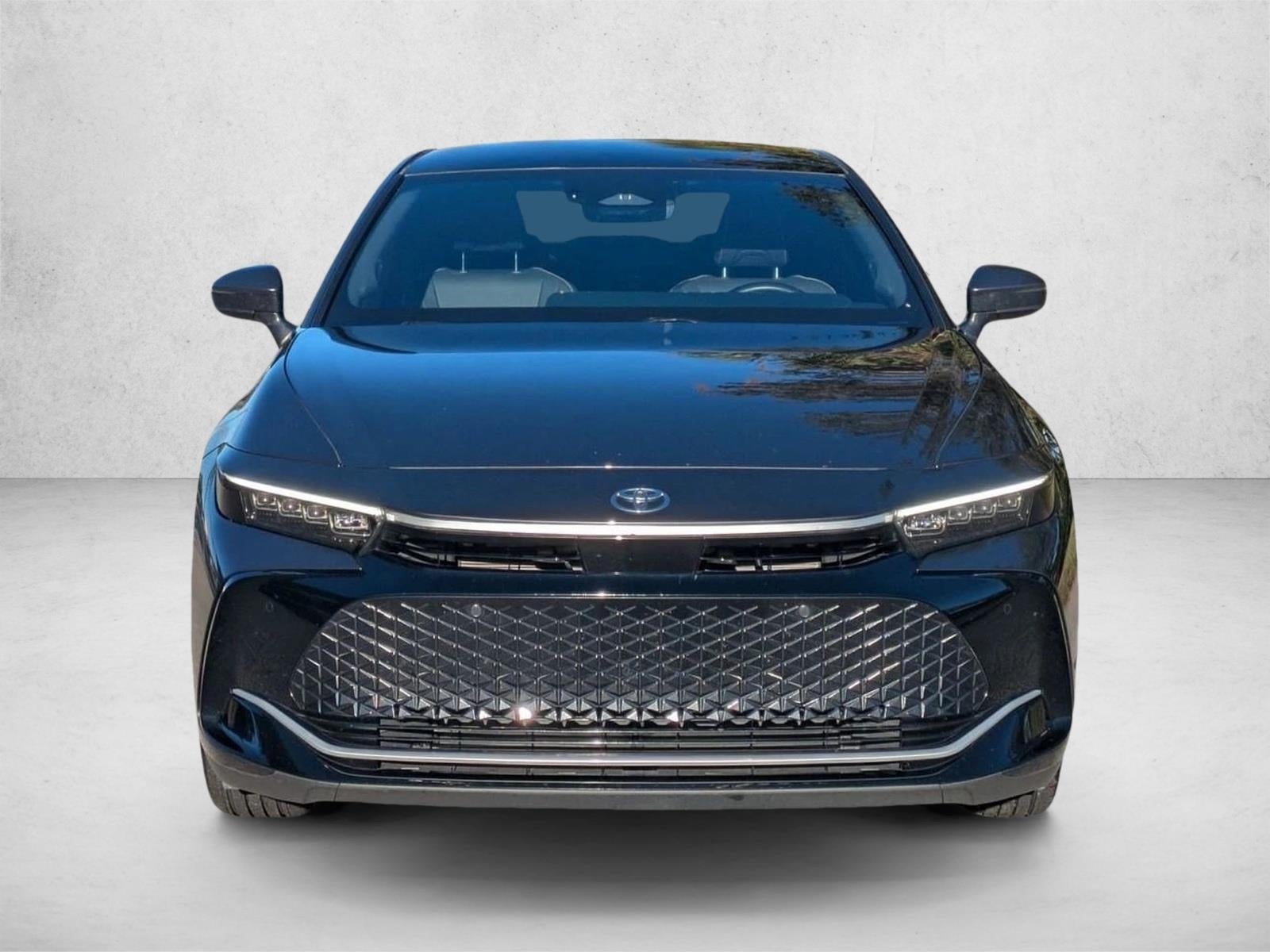 2023 Toyota Crown Limited AWD (Natl)