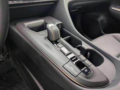 2023 Toyota Crown Limited AWD (Natl)