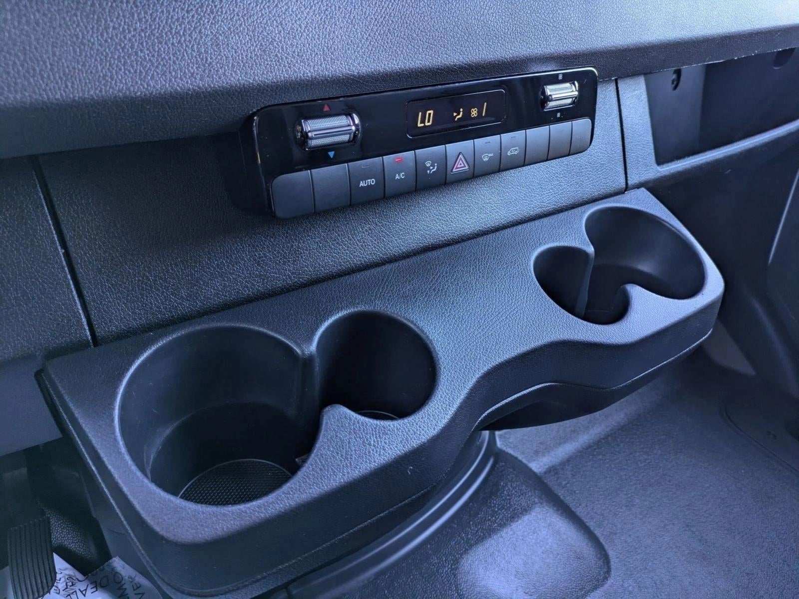 2023 Mercedes-Benz Sprinter Cargo Van 2500 Standard Roof I4 Gas 144" RWD