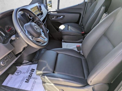 2023 Mercedes-Benz Sprinter Cargo Van 2500 Standard Roof I4 Gas 144" RWD
