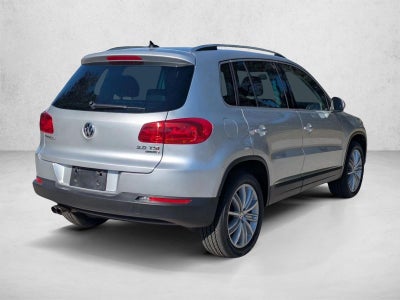 2014 Volkswagen Tiguan 4MOTION 4dr Auto R-Line