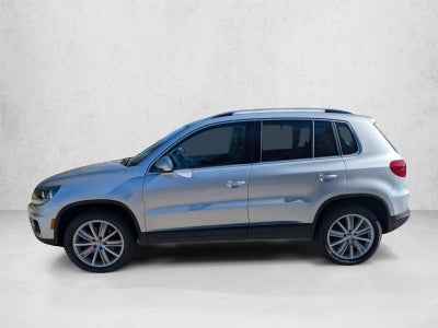 2014 Volkswagen Tiguan 4MOTION 4dr Auto R-Line