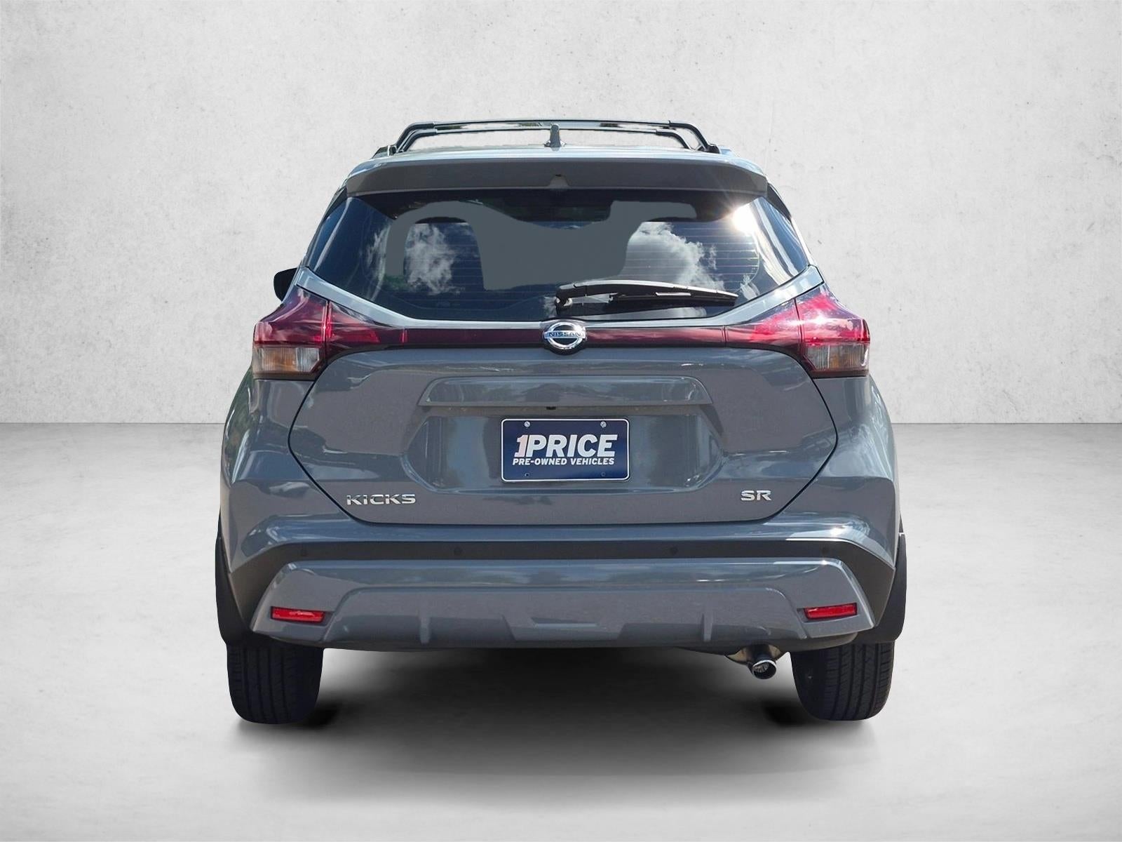 2021 Nissan Kicks SR FWD