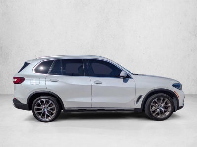 2022 BMW X5 sDrive40i Sports Activity Vehicle