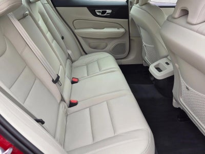 2024 Volvo S60 B5 FWD Plus Dark Theme
