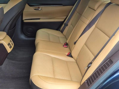 2016 Lexus ES 300h 4dr Sdn Hybrid