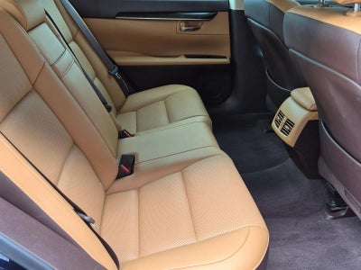 2016 Lexus ES 300h 4dr Sdn Hybrid