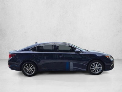 2016 Lexus ES 300h 4dr Sdn Hybrid