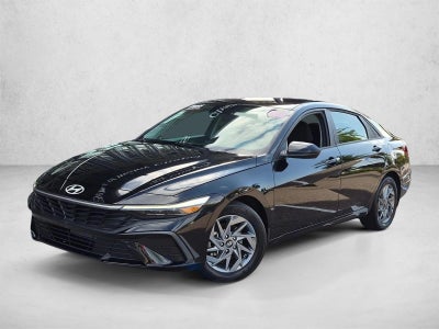 2024 Hyundai ELANTRA SEL IVT