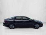 2024 Hyundai ELANTRA SEL IVT