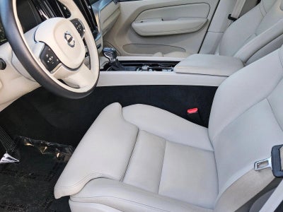 2019 Volvo XC60 T5 FWD Momentum