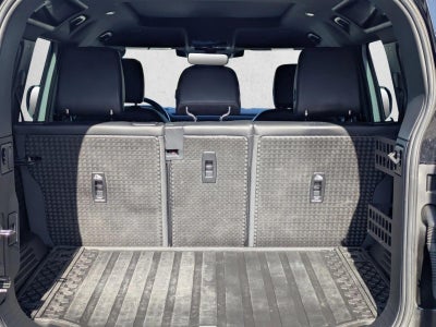2024 Land Rover Defender 110 P400 X-Dynamic SE
