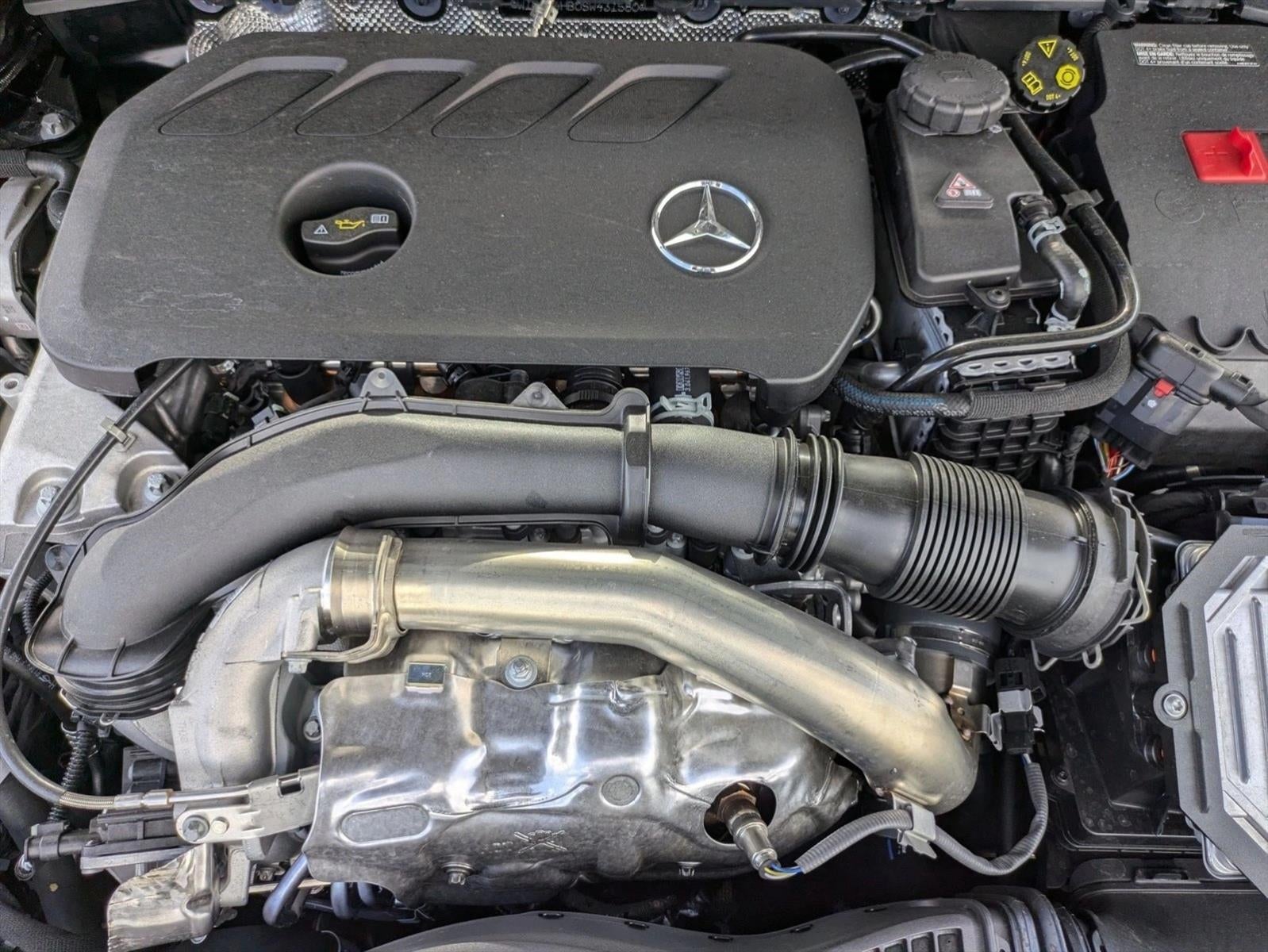 2025 Mercedes-Benz GLB GLB 250 4MATIC® SUV