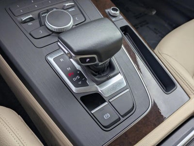 2020 Audi Q5 Premium 45 TFSI quattro