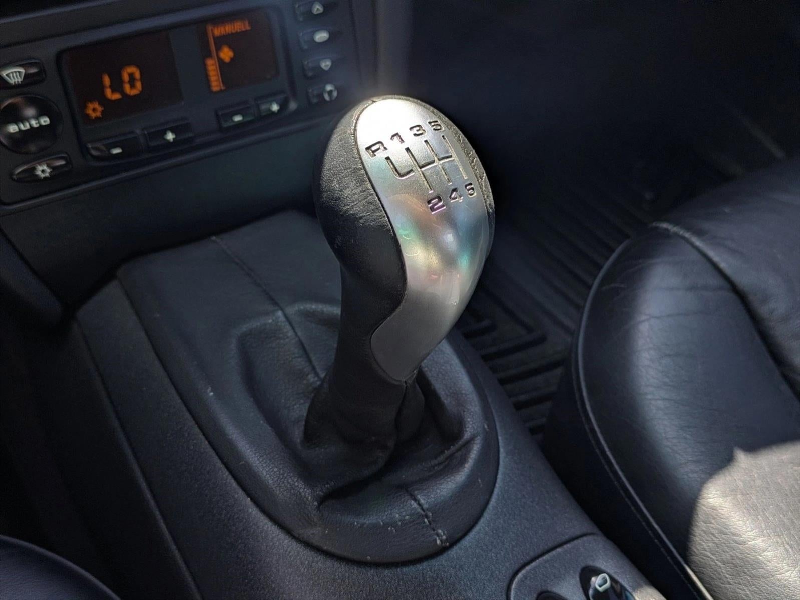 1999 Porsche 911 Carrera Base