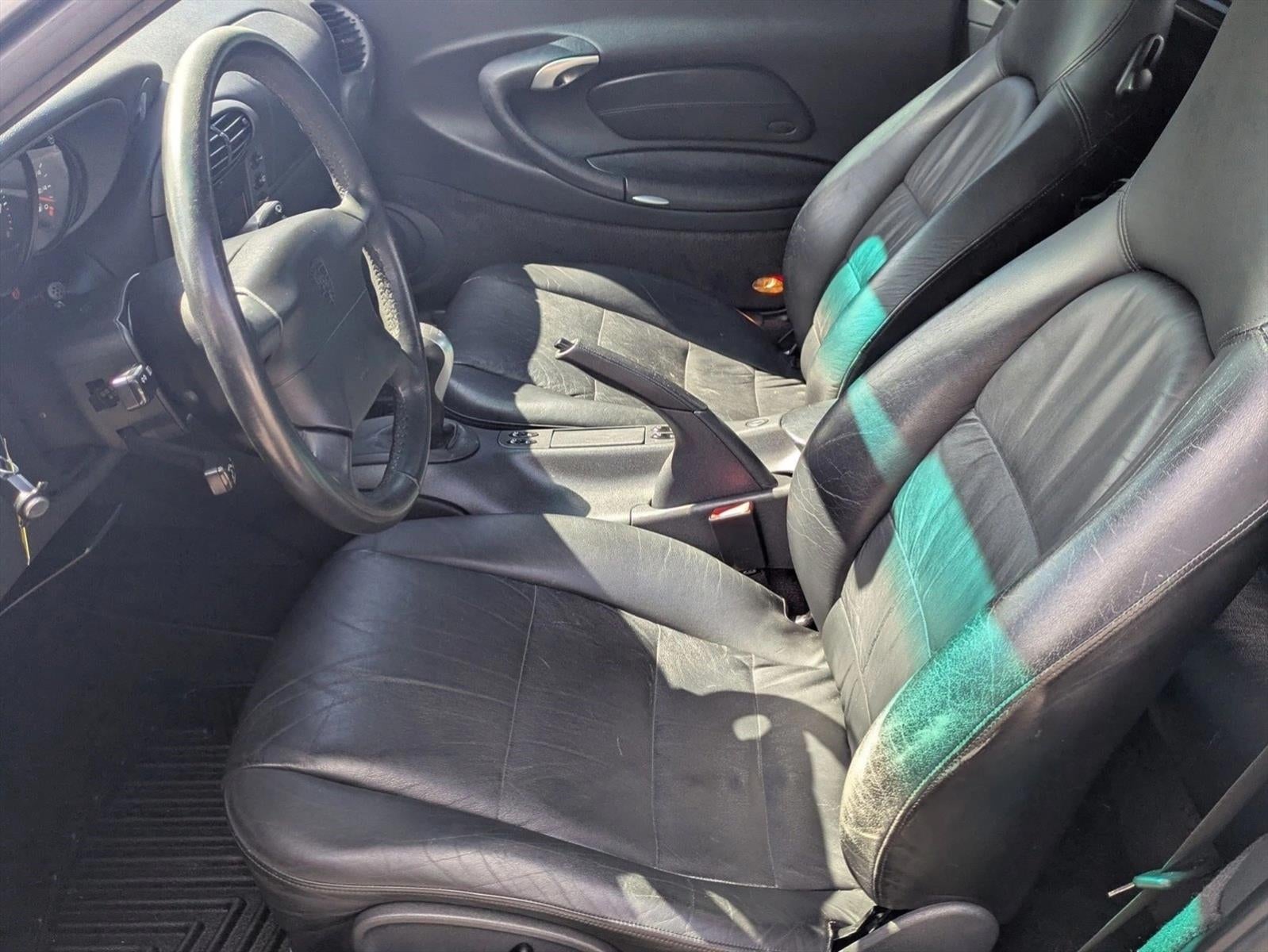 1999 Porsche 911 Carrera Base