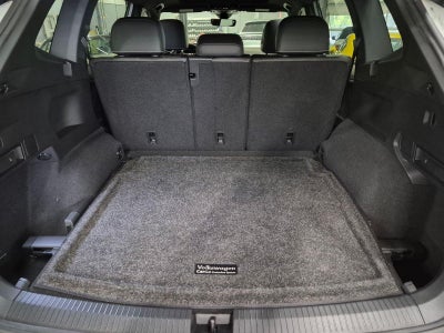 2022 Volkswagen Tiguan 2.0T SEL R-Line 4MOTION