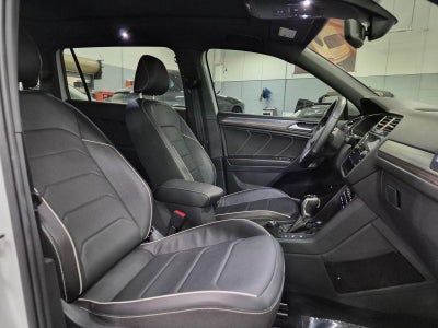 2022 Volkswagen Tiguan 2.0T SEL R-Line 4MOTION