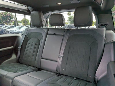 2024 Land Rover Defender 90 P525 V8