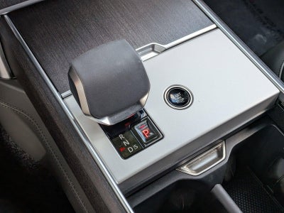 2025 Land Rover Range Rover P530 SE SWB