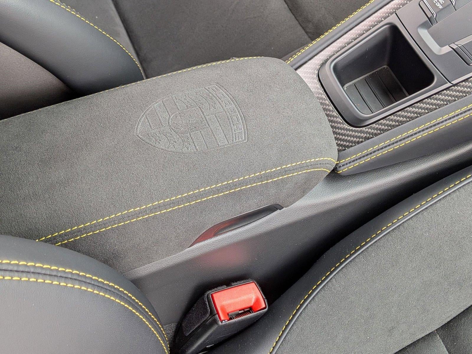 2025 Porsche 718 Cayman GT4 RS Coupe