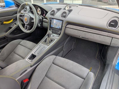 2025 Porsche 718 Cayman GT4 RS Coupe