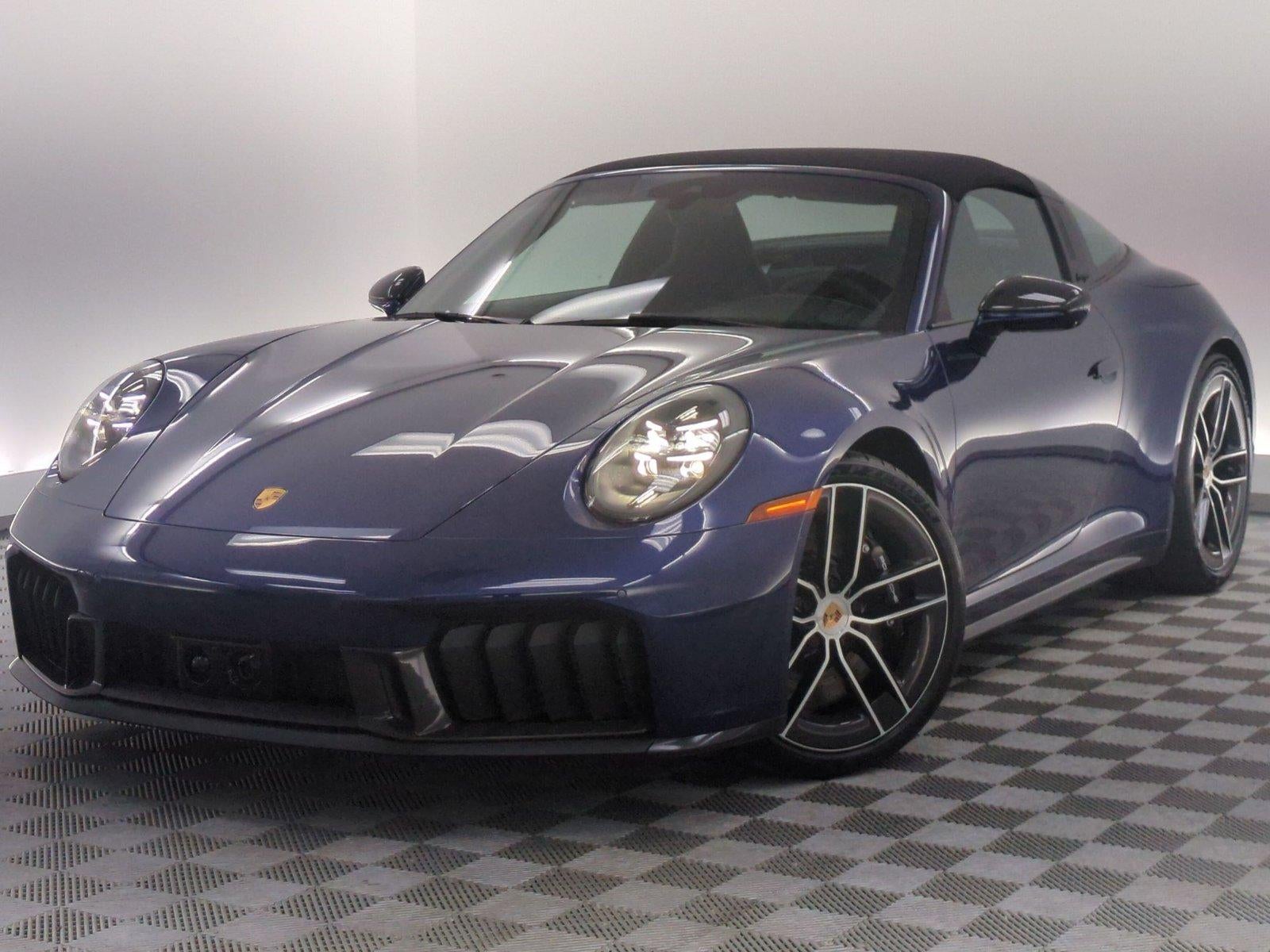 2025 Porsche 911 Targa 4 GTS