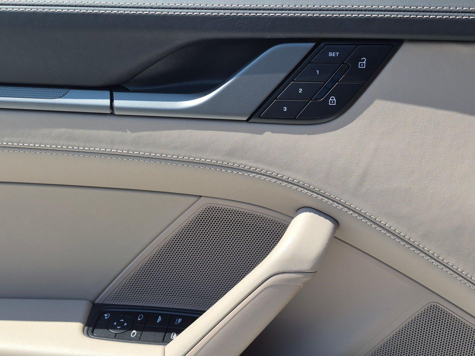 2025 Porsche 911 Carrera Cabriolet