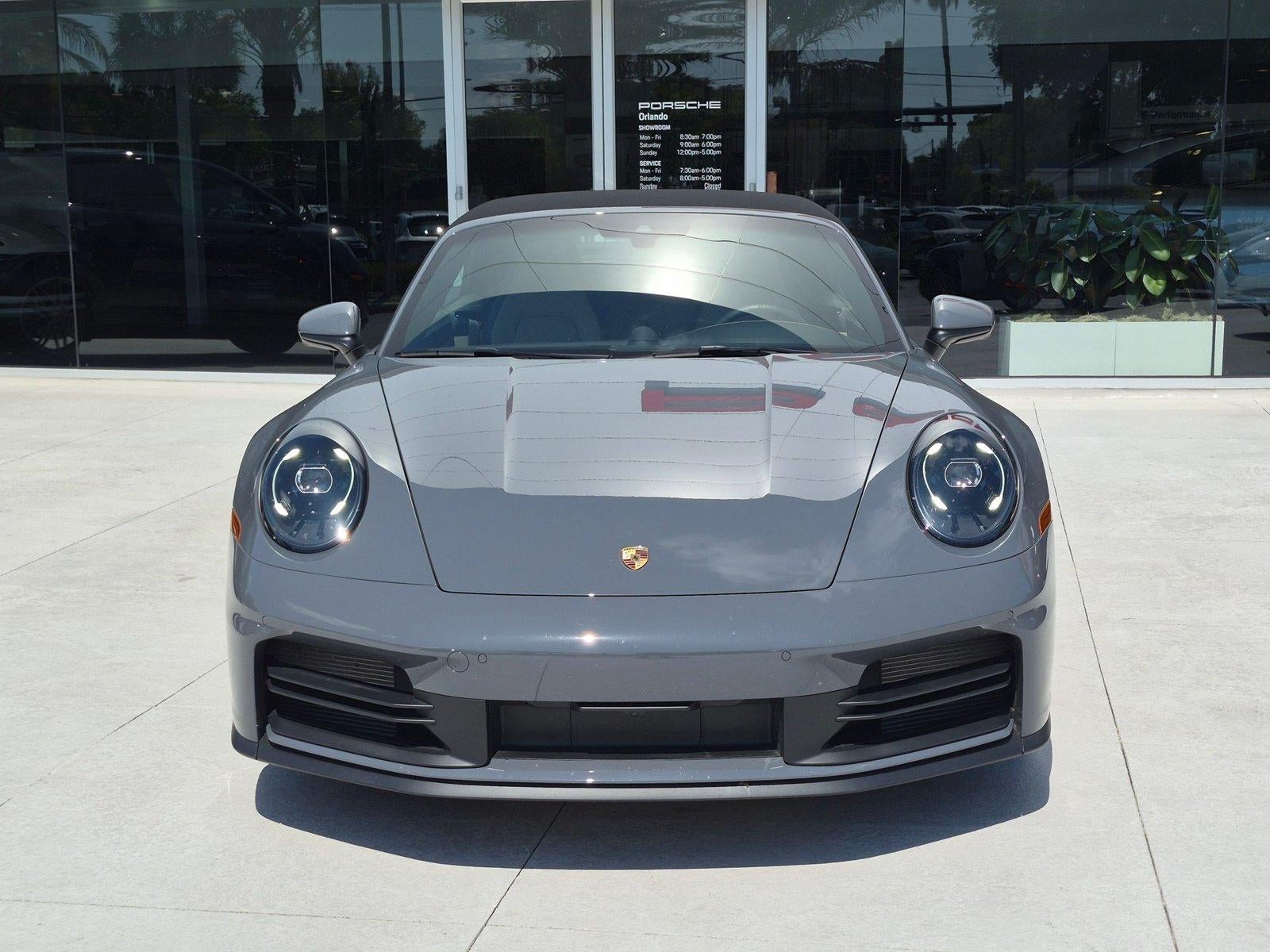 2025 Porsche 911 Carrera Cabriolet