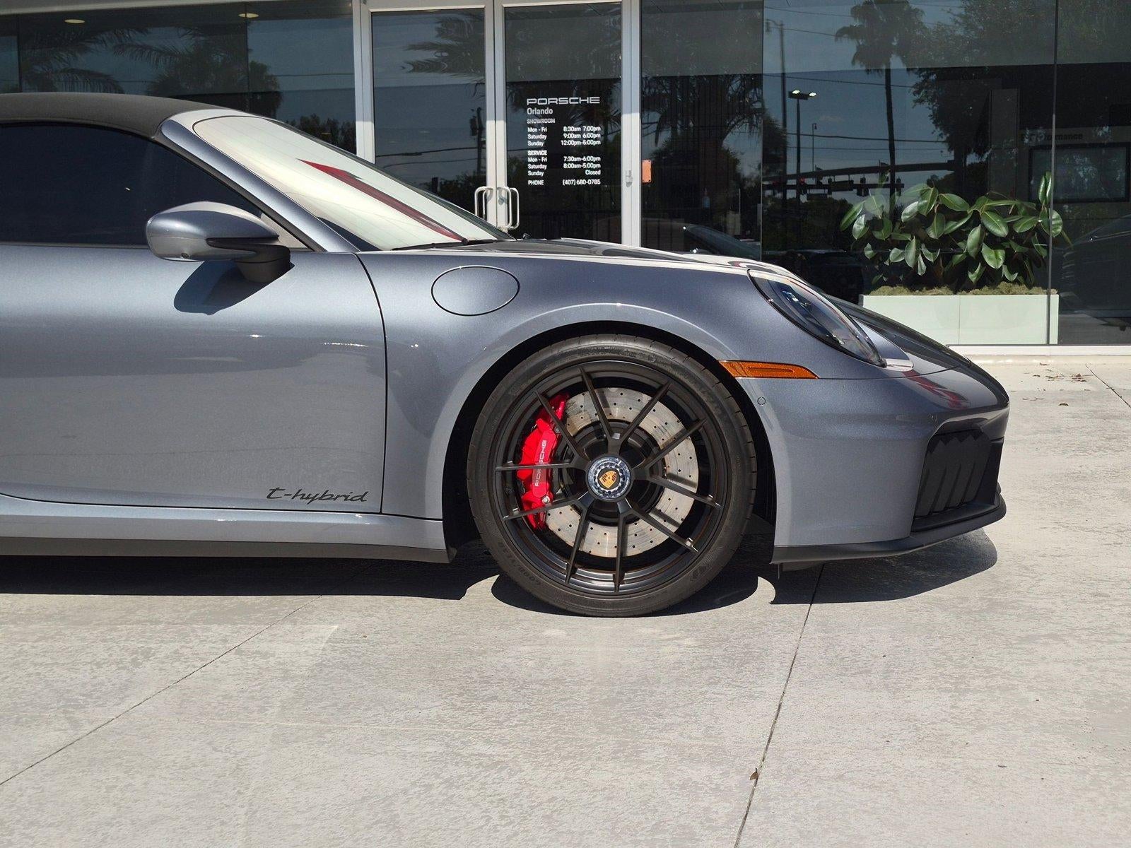 2025 Porsche 911 Carrera GTS Cabriolet