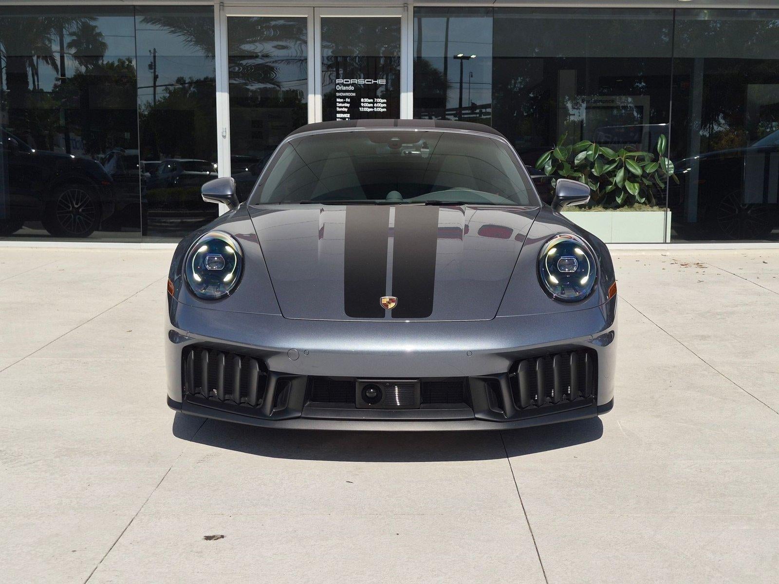2025 Porsche 911 Carrera GTS Cabriolet