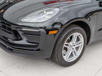 2025 Porsche Macan AWD