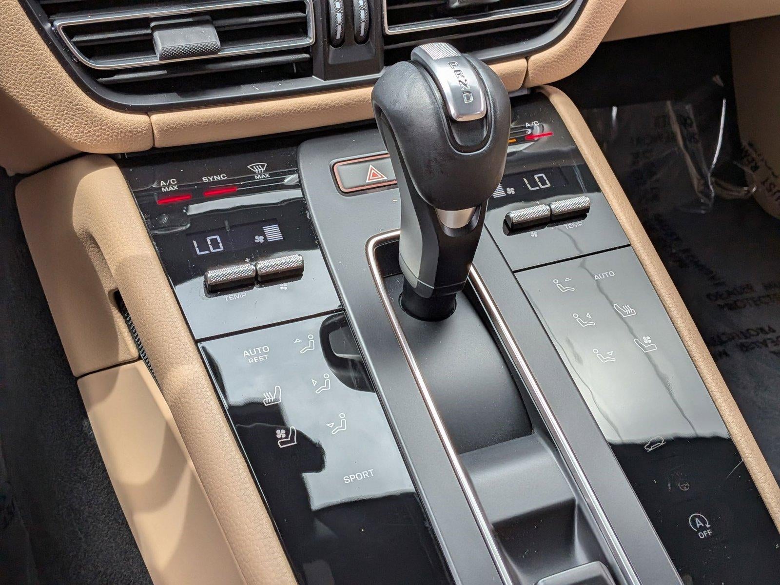 2024 Porsche Macan AWD