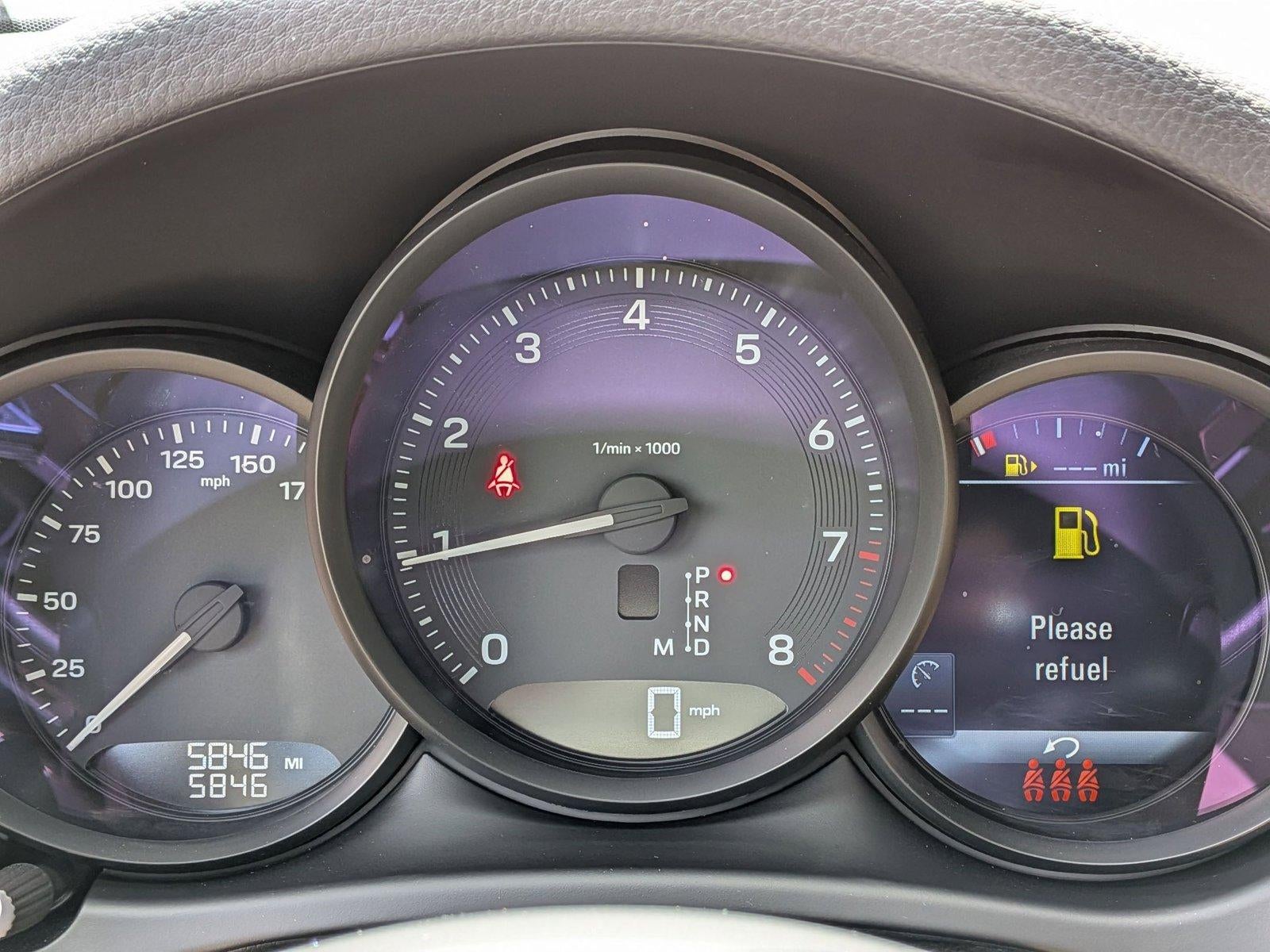 2025 Porsche Macan AWD