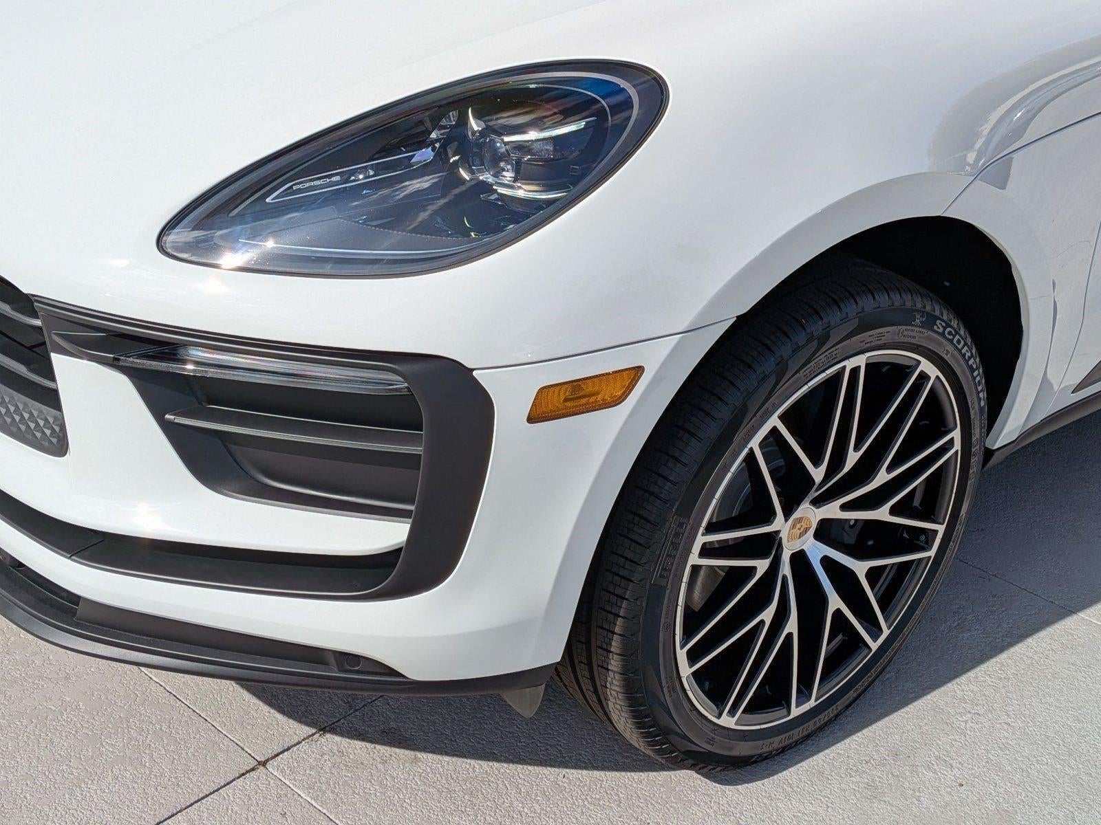 2026 Porsche Macan AWD