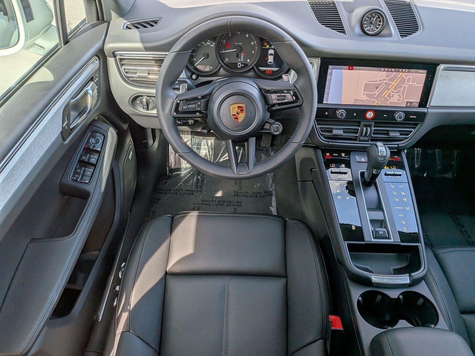 2026 Porsche Macan AWD