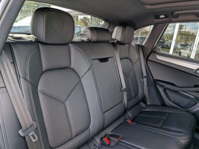 2026 Porsche Macan AWD