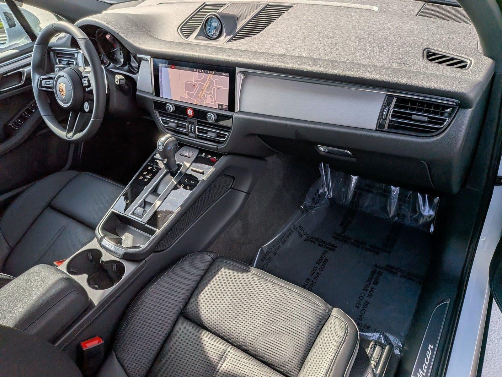 2026 Porsche Macan AWD