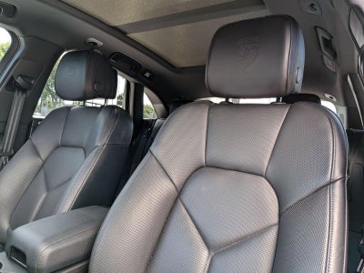 2025 Porsche Macan AWD