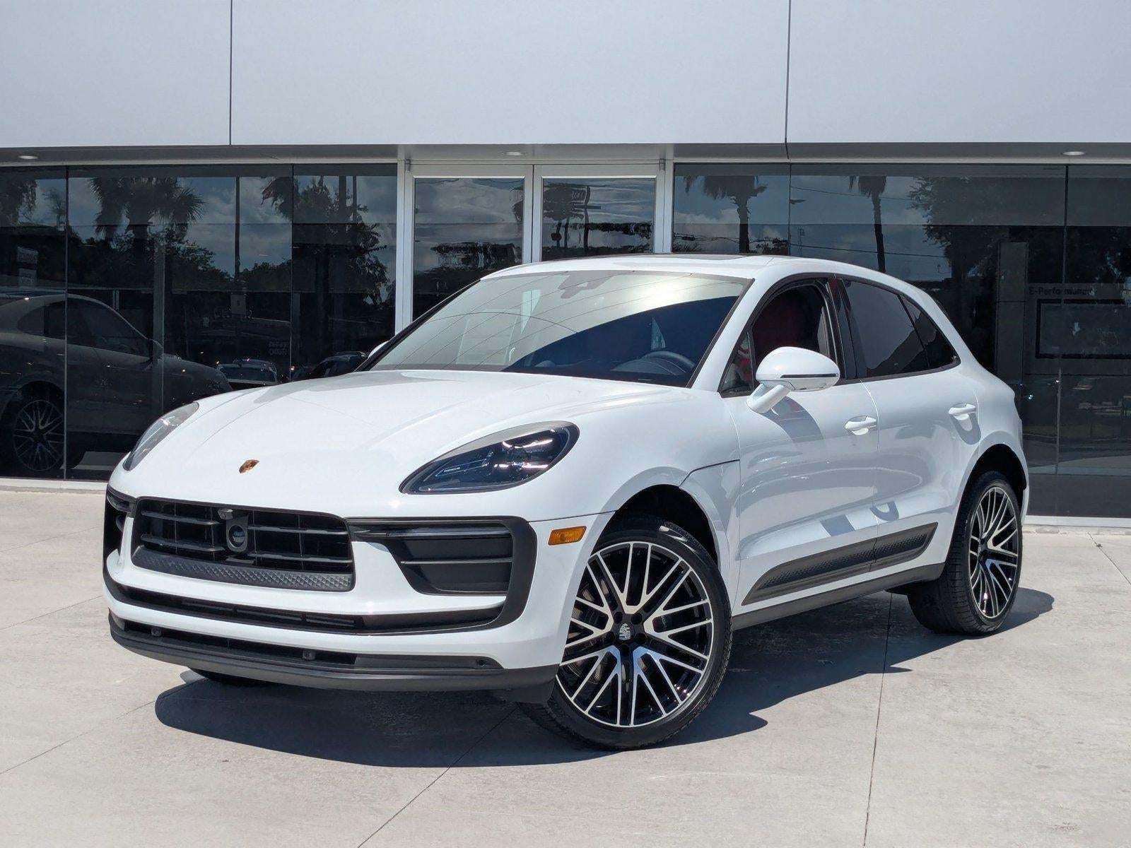 2026 Porsche Macan AWD