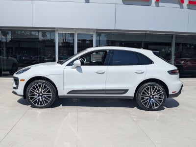 2026 Porsche Macan AWD
