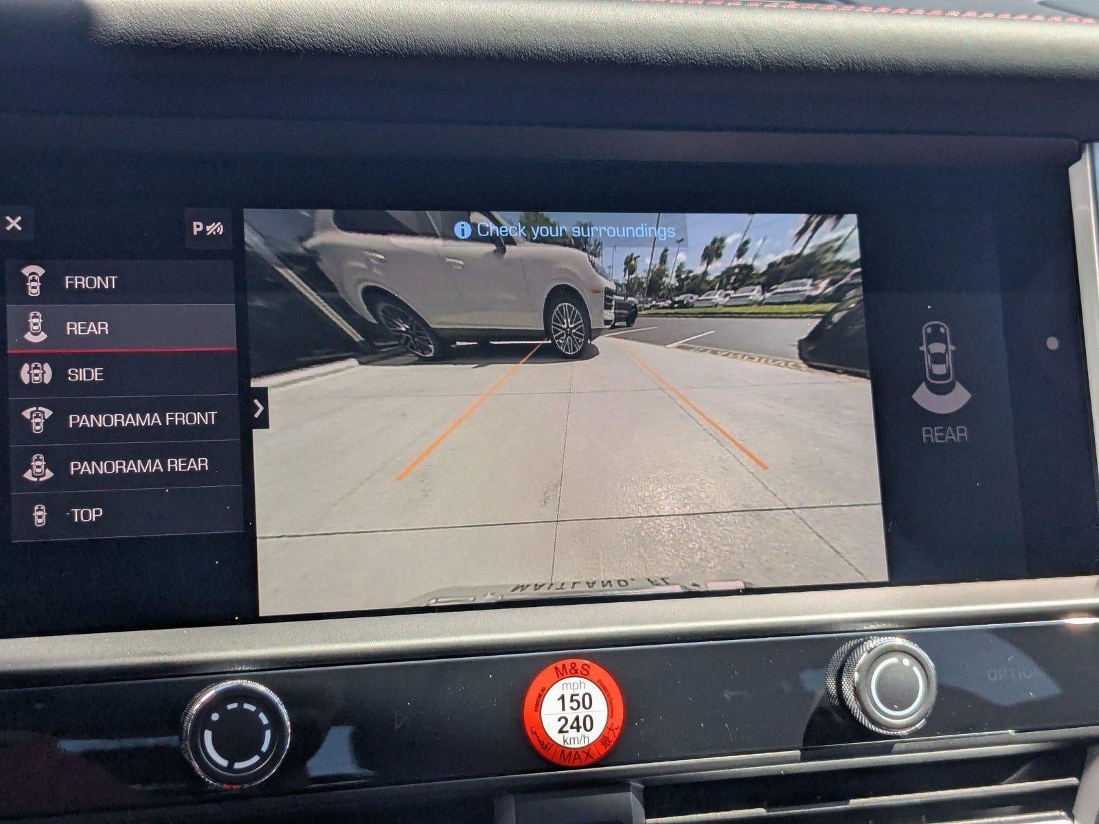 2026 Porsche Macan AWD