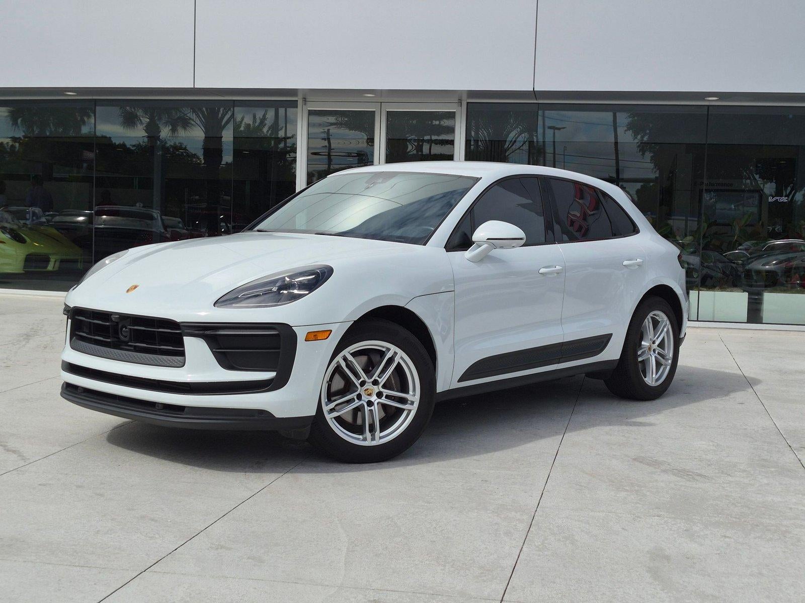 2023 Porsche Macan AWD