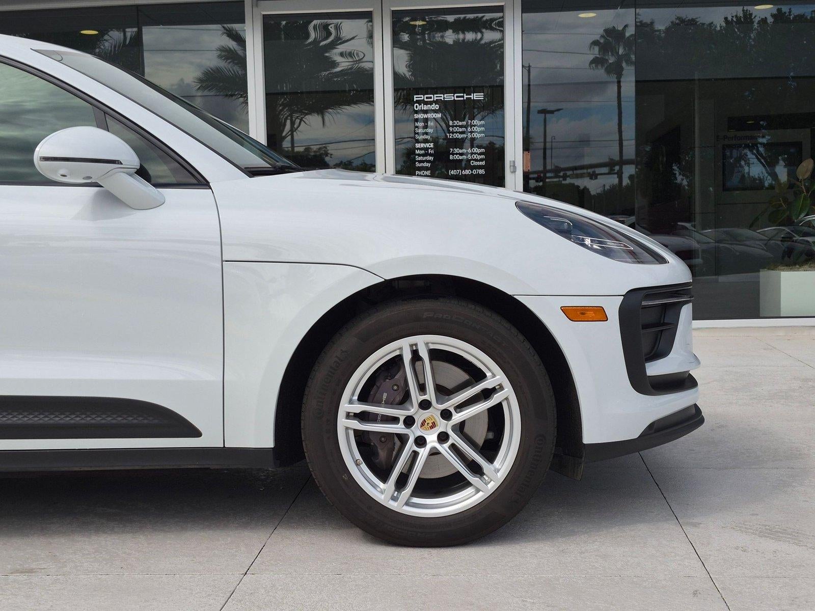 2023 Porsche Macan AWD
