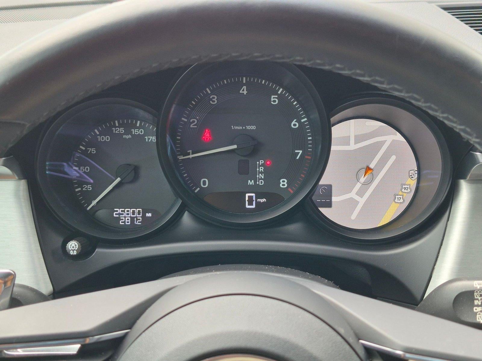 2023 Porsche Macan AWD
