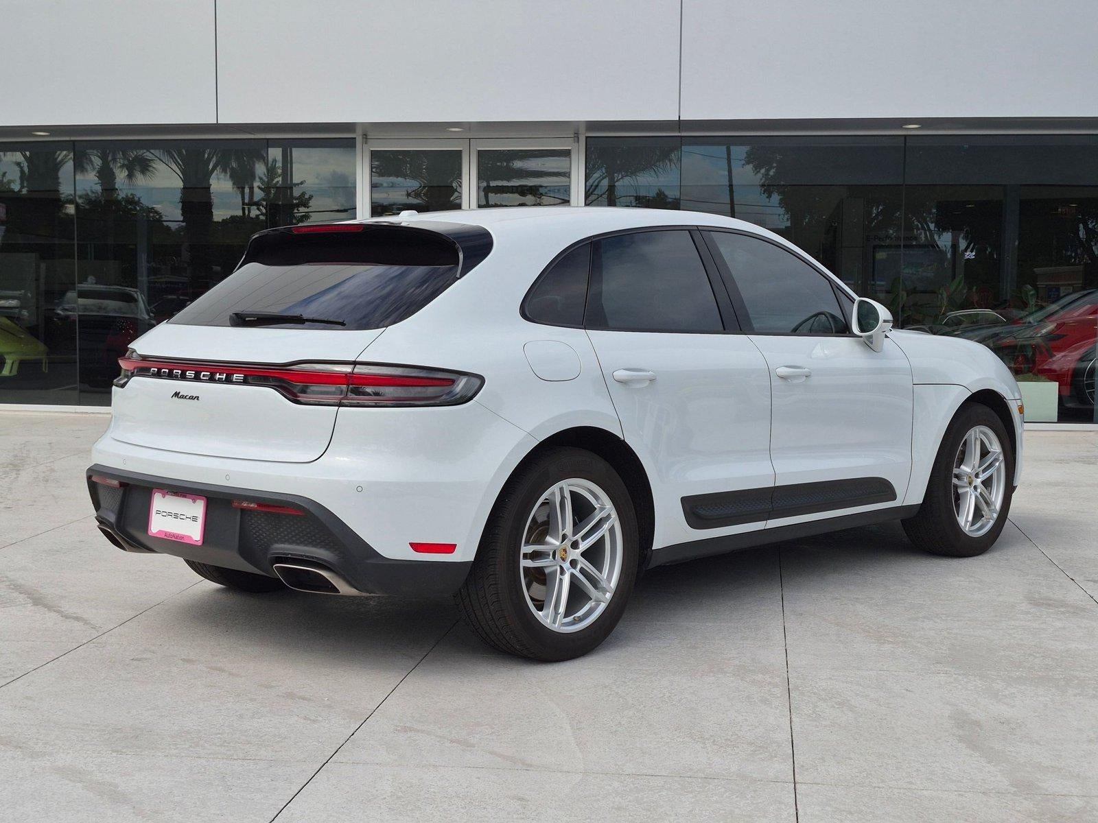 2023 Porsche Macan AWD